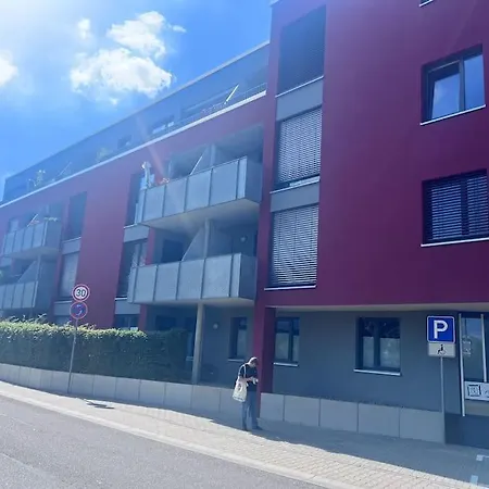 Apartman New And Luxurious Walk To Sap